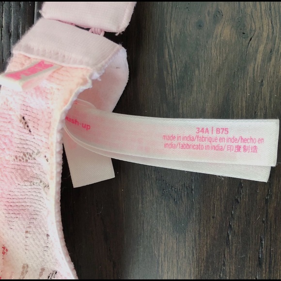 Victoria secret push-up bra - Picture 2 of 3